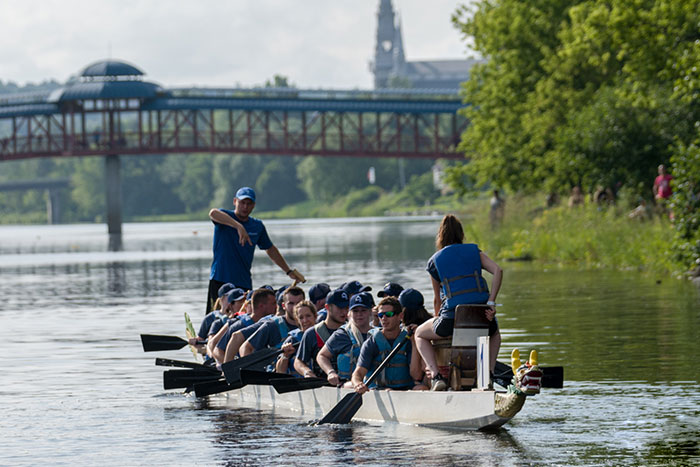 Événement course de bateaux-dragon